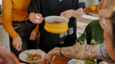 Savoring Simplicity: A 2026 Guide to One-Pot Family Meals