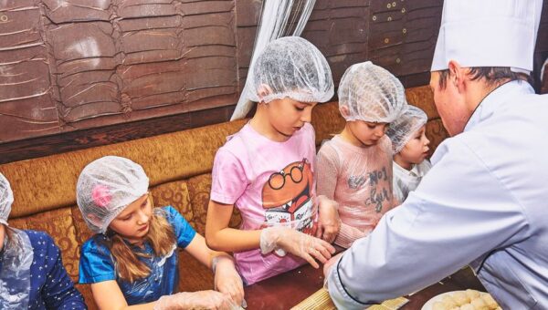 The 2026 Guide to Cooking with Kids: Fun and Flavorful Family Meals